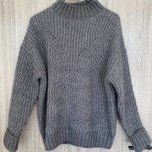 Columbia Cable knit sweater